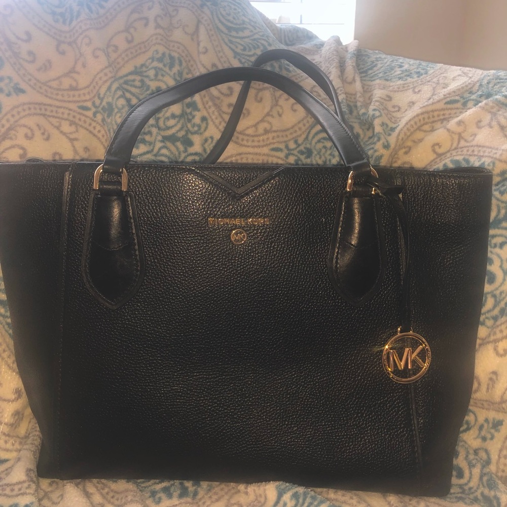 Michael kors tote
